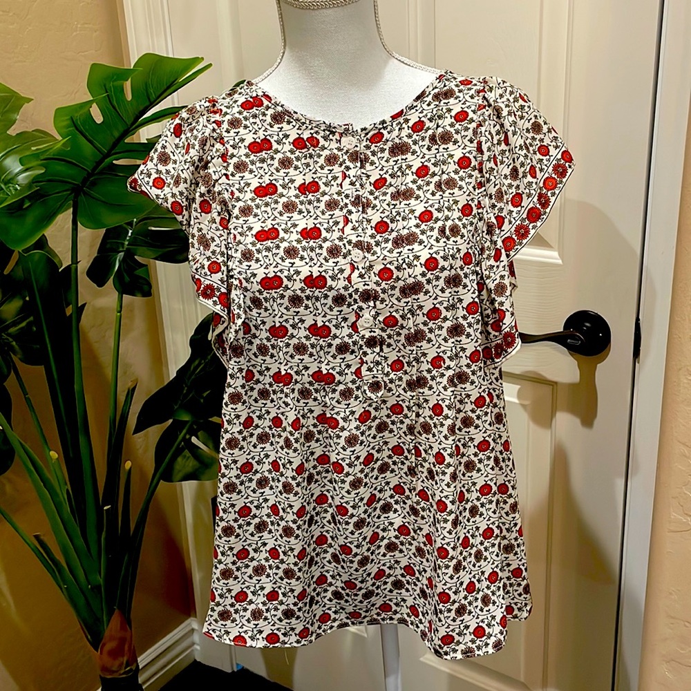 Max Studio short sleeve blouse 👚